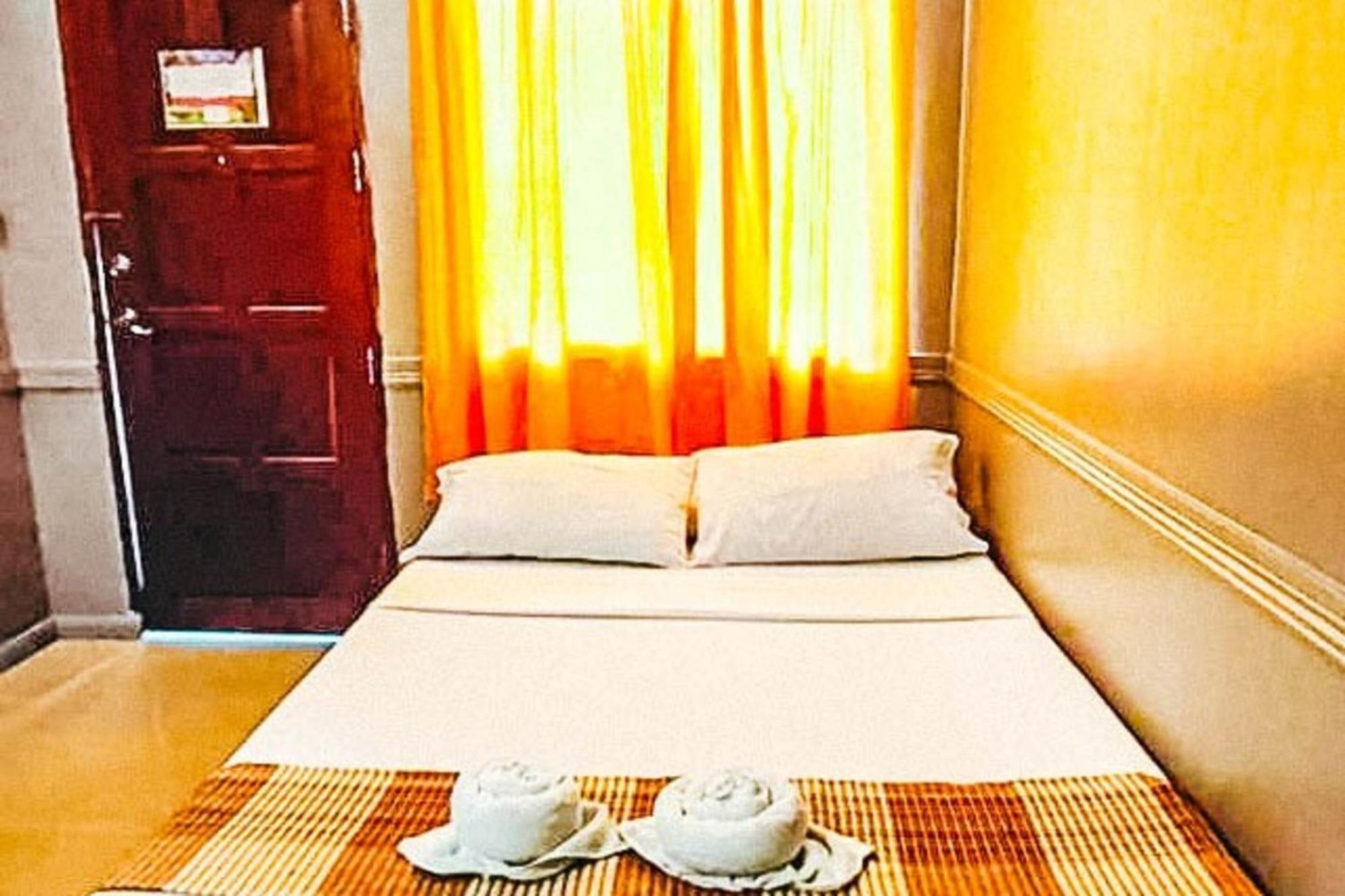Mbg Travellers Inn Powered By Cocotel 公主港 客房 照片