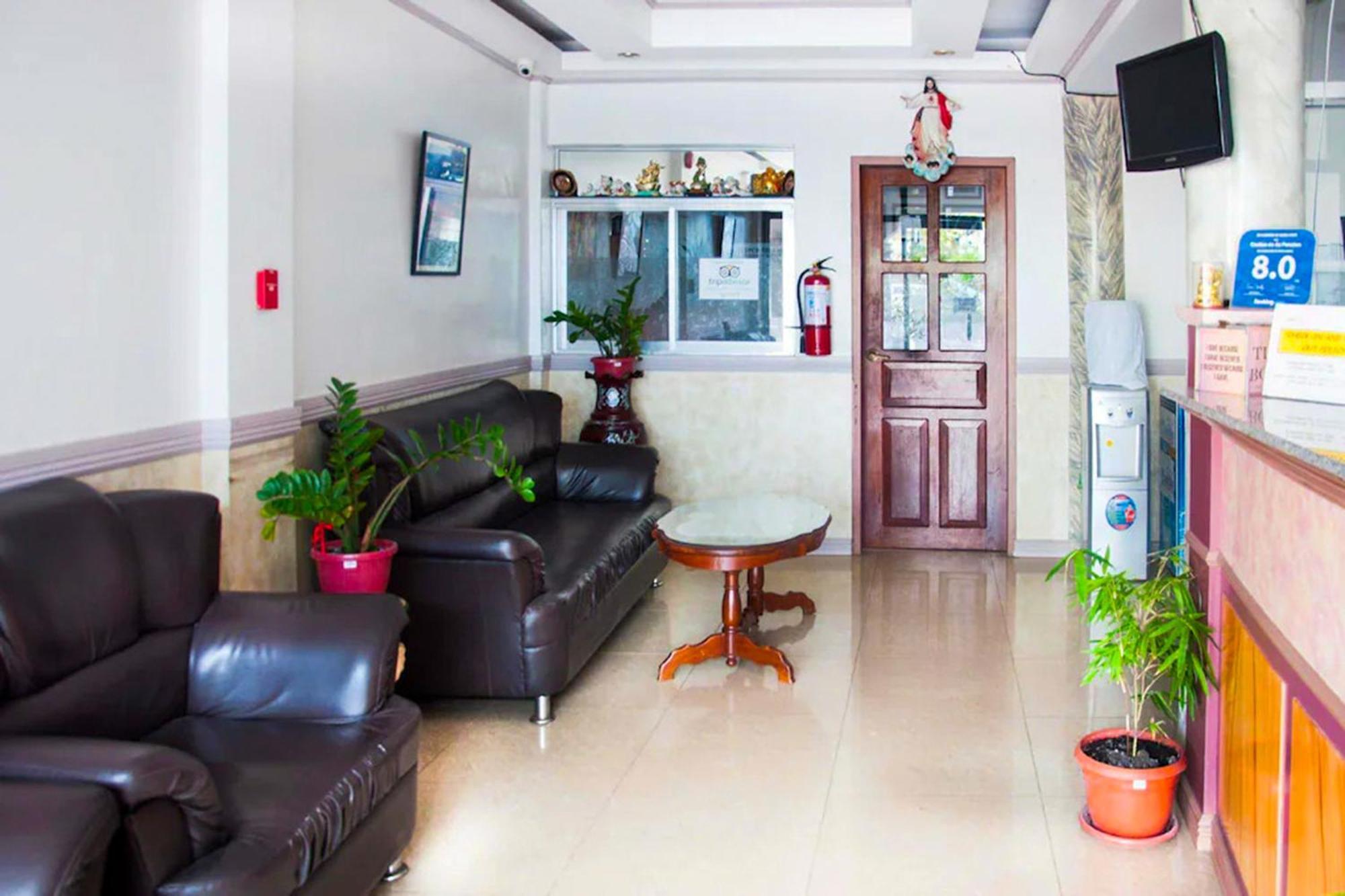 Mbg Travellers Inn Powered By Cocotel 公主港 外观 照片